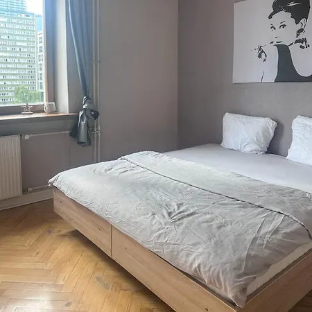 Appartement A Cozy And Bright In The Heart Of With A View Of The Palace Of Culture *